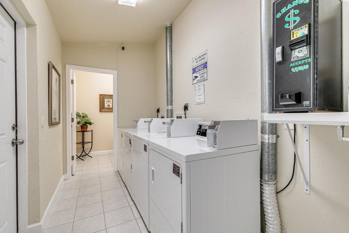 Enjoy The Pool While Being Steps From Beach And Restaurants! - Coconut Villa'S Suite 6 St. Pete Beach Kültér fotó